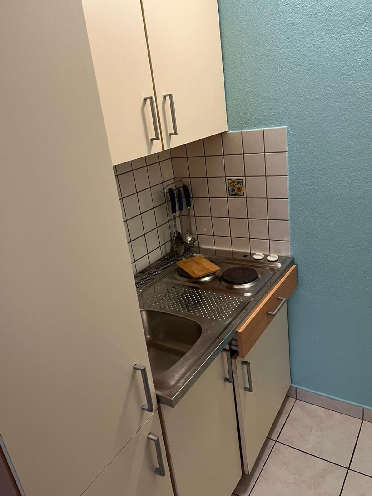 Apartmani Kate Lastovo Rum bild